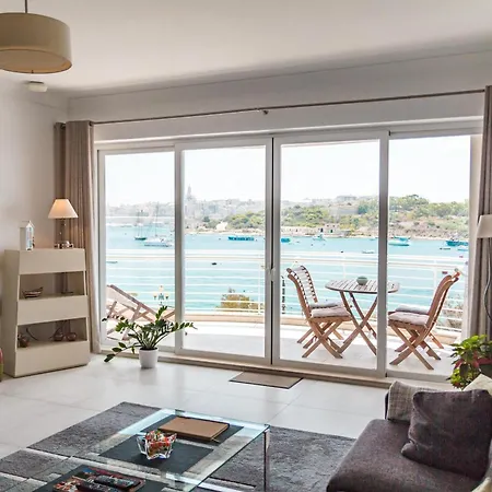 The Strand Luxurious Seafront Apartment Sliema Exterior photo