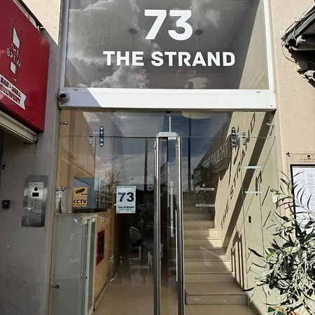 The Strand Luxurious Seafront Apartment Sliema Exterior photo