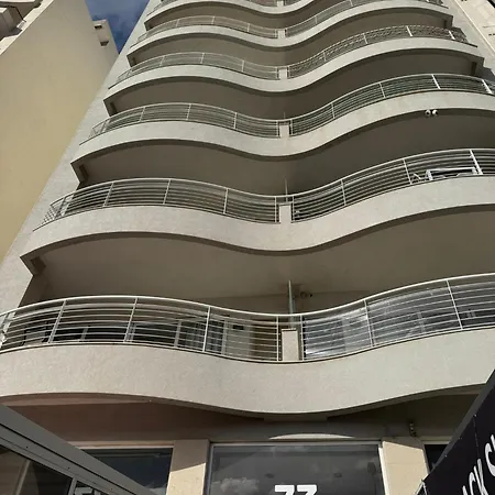 The Strand Luxurious Seafront Apartment Sliema Exterior photo